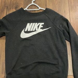 Nike crewneck